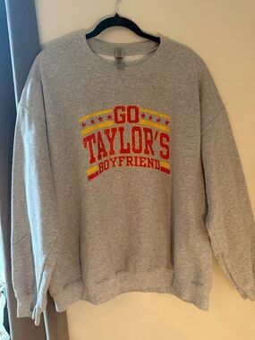 Vintage Style “Go Taylor’s Boyfriend” Graphic Sweatshirt SWELCE 87 Oversized